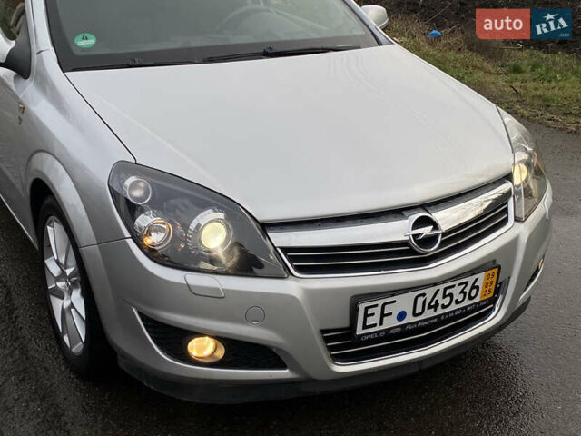 Серый Опель Астра, объемом двигателя 1.6 л и пробегом 160 тыс. км за 6500 $, фото 28 на Automoto.ua