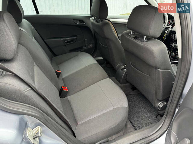 Сірий Опель Астра, об'ємом двигуна 1.6 л та пробігом 157 тис. км за 6400 $, фото 14 на Automoto.ua