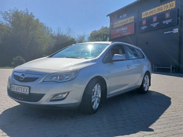 Серый Опель Астра, объемом двигателя 1.7 л и пробегом 282 тыс. км за 7200 $, фото 5 на Automoto.ua