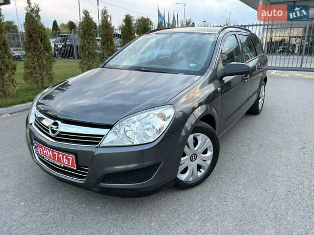Опель Астра 2010 в Полтаве на Automoto.ua Серый Опель Астра, объемом двигателя 1.6 л и пробегом 143 тыс. км за 6500 $, фото 148 на Automoto.ua