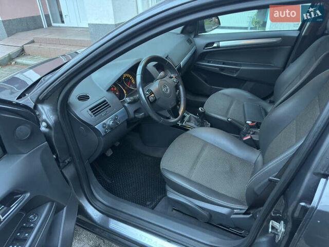 Сірий Опель Астра, об'ємом двигуна 1.69 л та пробігом 293 тис. км за 6350 $, фото 10 на Automoto.ua