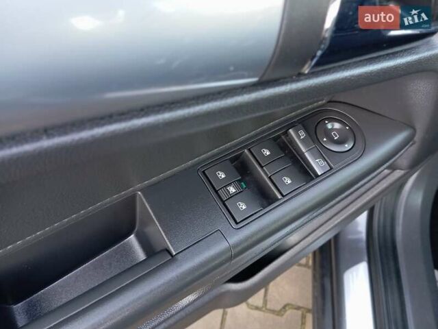 Серый Опель Астра, объемом двигателя 1.8 л и пробегом 253 тыс. км за 6599 $, фото 9 на Automoto.ua