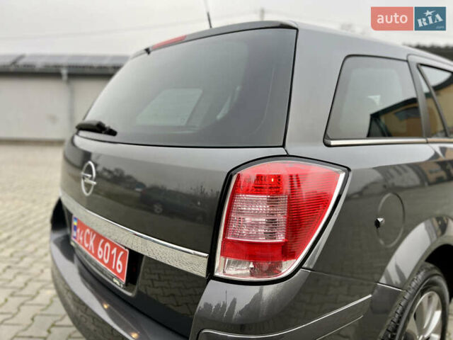 Сірий Опель Астра, об'ємом двигуна 1.6 л та пробігом 260 тис. км за 6250 $, фото 44 на Automoto.ua