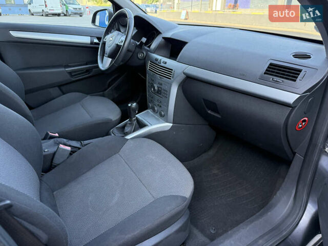 Сірий Опель Астра, об'ємом двигуна 1.6 л та пробігом 203 тис. км за 4999 $, фото 34 на Automoto.ua