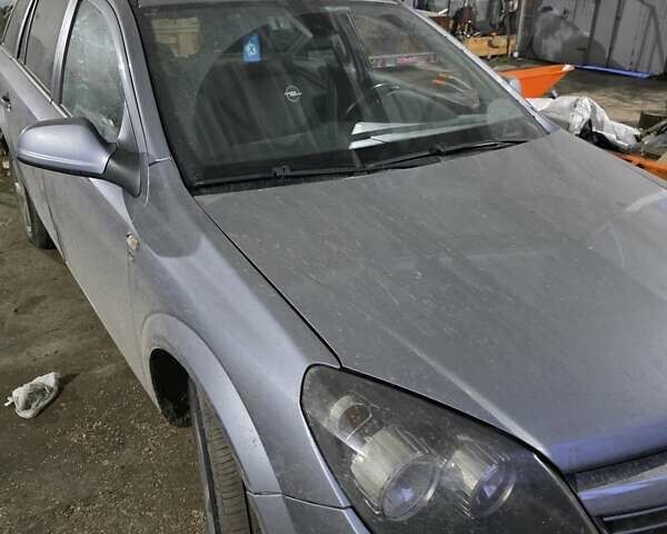 Серый Опель Астра, объемом двигателя 1.7 л и пробегом 270 тыс. км за 2700 $, фото 2 на Automoto.ua