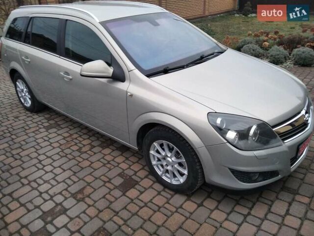 Серый Опель Астра, объемом двигателя 1.6 л и пробегом 217 тыс. км за 5550 $, фото 3 на Automoto.ua