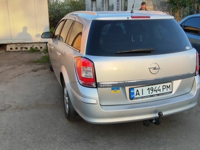 Сірий Опель Астра, об'ємом двигуна 1.6 л та пробігом 250 тис. км за 5100 $, фото 2 на Automoto.ua