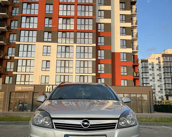 Сірий Опель Астра, об'ємом двигуна 1.7 л та пробігом 256 тис. км за 4800 $, фото 1 на Automoto.ua