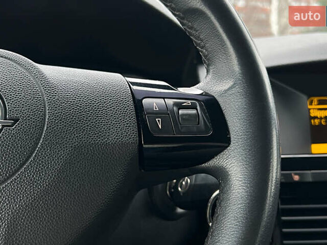 Сірий Опель Астра, об'ємом двигуна 1.8 л та пробігом 222 тис. км за 7800 $, фото 11 на Automoto.ua