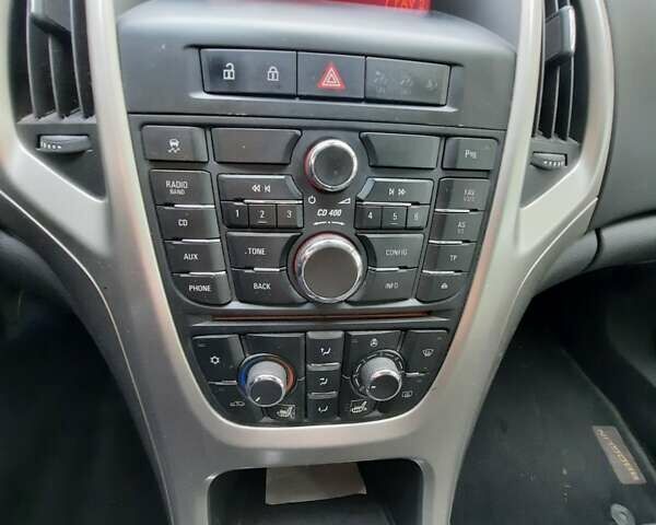 Опель Астра 2010 в Стрые на Automoto.ua Серый Опель Астра, объемом двигателя 1.7 л и пробегом 240 тыс. км за 7200 $, фото 4 на Automoto.ua