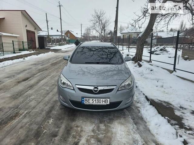 Опель Астра 2010 у Первомайськ на Automoto.ua Сірий Опель Астра, об'ємом двигуна 1.69 л та пробігом 223 тис. км за 7500 $, фото 3 на Automoto.ua