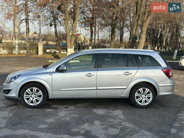 Серый Опель Астра, объемом двигателя 1.6 л и пробегом 245 тыс. км за 5800 $, фото 7 на Automoto.ua