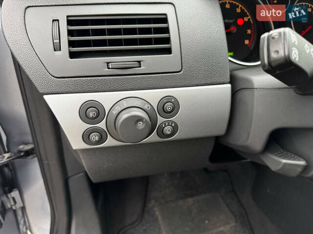 Сірий Опель Астра, об'ємом двигуна 1.6 л та пробігом 157 тис. км за 6400 $, фото 8 на Automoto.ua