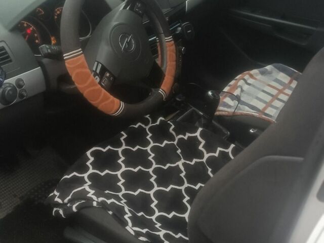 Сірий Опель Астра, об'ємом двигуна 1.4 л та пробігом 220 тис. км за 5200 $, фото 2 на Automoto.ua