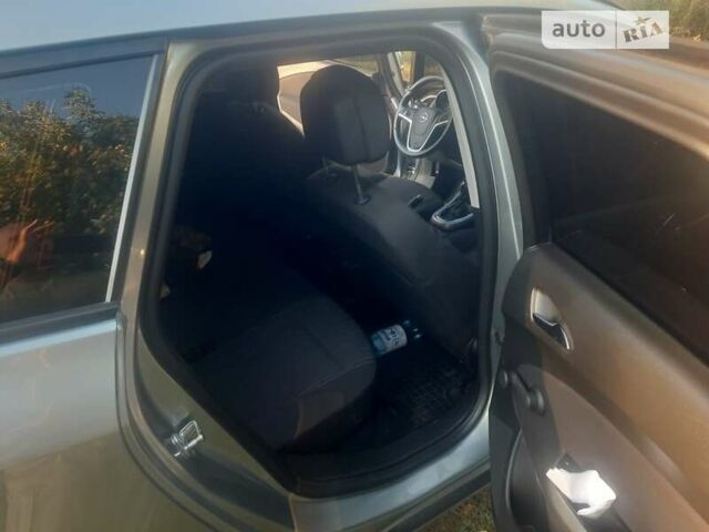 Опель Астра 2010 у Первомайськ на Automoto.ua Сірий Опель Астра, об'ємом двигуна 1.69 л та пробігом 223 тис. км за 7500 $, фото 10 на Automoto.ua