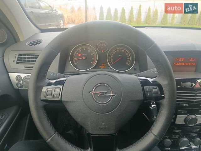 Опель Астра 2010 в Луцке на Automoto.ua Серый Опель Астра, объемом двигателя 1.6 л и пробегом 175 тыс. км за 5500 $, фото 15 на Automoto.ua