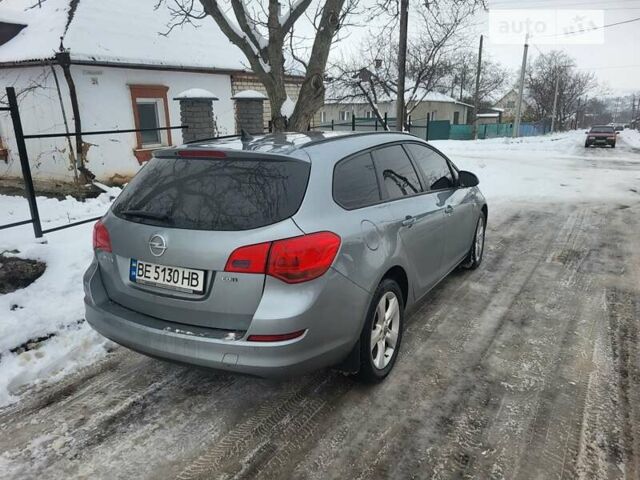 Опель Астра 2010 у Первомайськ на Automoto.ua Сірий Опель Астра, об'ємом двигуна 1.69 л та пробігом 223 тис. км за 7500 $, фото 2 на Automoto.ua