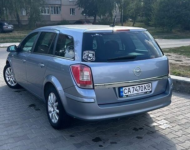Сірий Опель Астра, об'ємом двигуна 1.9 л та пробігом 375 тис. км за 5500 $, фото 6 на Automoto.ua