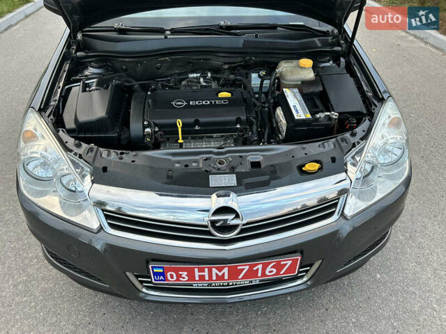 Опель Астра 2010 в Полтаве на Automoto.ua Серый Опель Астра, объемом двигателя 1.6 л и пробегом 143 тыс. км за 6500 $, фото 65 на Automoto.ua