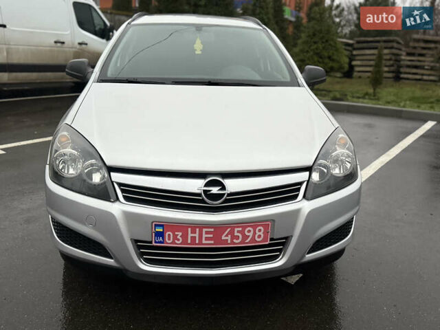 Серый Опель Астра, объемом двигателя 1.6 л и пробегом 231 тыс. км за 5699 $, фото 24 на Automoto.ua