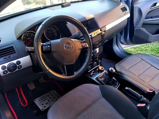 Сірий Опель Астра, об'ємом двигуна 17 л та пробігом 288 тис. км за 5200 $, фото 10 на Automoto.ua