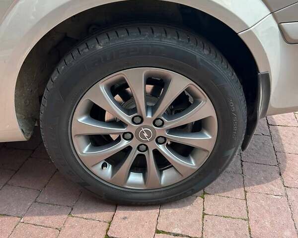 Сірий Опель Астра, об'ємом двигуна 1.6 л та пробігом 223 тис. км за 6250 $, фото 20 на Automoto.ua