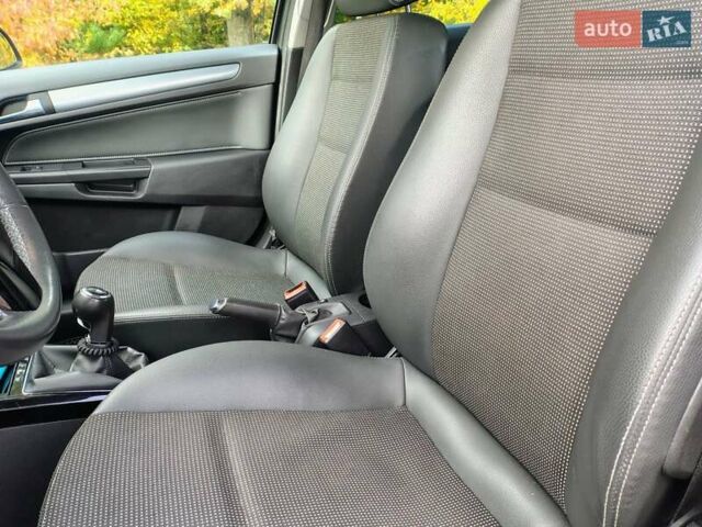 Сірий Опель Астра, об'ємом двигуна 1.69 л та пробігом 292 тис. км за 6500 $, фото 12 на Automoto.ua