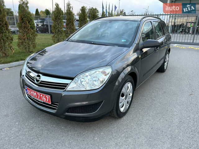 Опель Астра 2010 в Полтаве на Automoto.ua Серый Опель Астра, объемом двигателя 1.6 л и пробегом 143 тыс. км за 6500 $, фото 43 на Automoto.ua