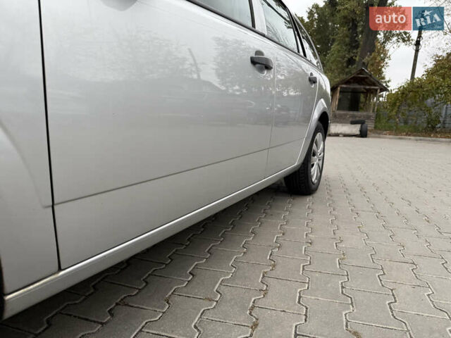 Опель Астра 2010 у Вінниці на Automoto.ua Сірий Опель Астра, об'ємом двигуна 0 л та пробігом 210 тис. км за 5600 $, фото 8 на Automoto.ua