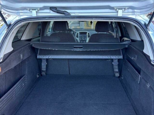 Сірий Опель Астра, об'ємом двигуна 1.4 л та пробігом 258 тис. км за 6300 $, фото 5 на Automoto.ua