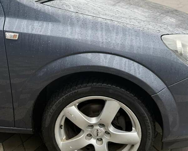 Серый Опель Астра, объемом двигателя 1.6 л и пробегом 175 тыс. км за 5650 $, фото 19 на Automoto.ua