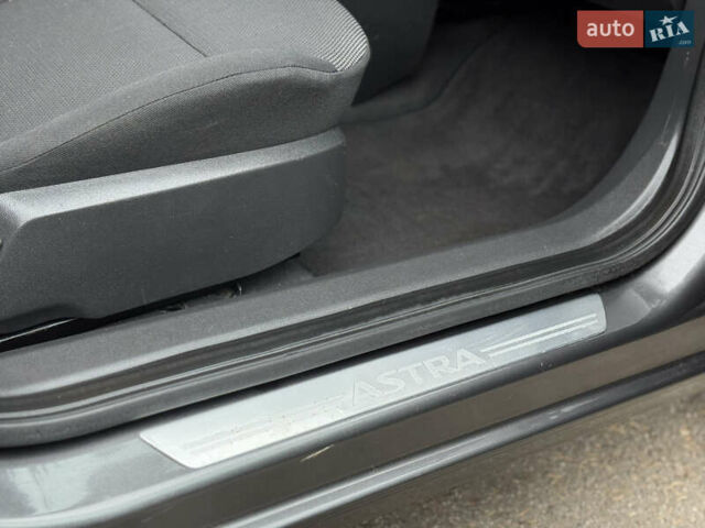Сірий Опель Астра, об'ємом двигуна 1.6 л та пробігом 215 тис. км за 5750 $, фото 26 на Automoto.ua