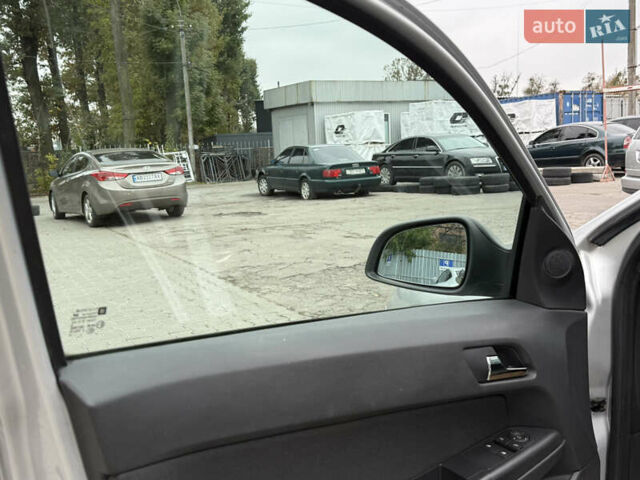 Опель Астра 2010 у Вінниці на Automoto.ua Сірий Опель Астра, об'ємом двигуна 0 л та пробігом 210 тис. км за 5600 $, фото 19 на Automoto.ua
