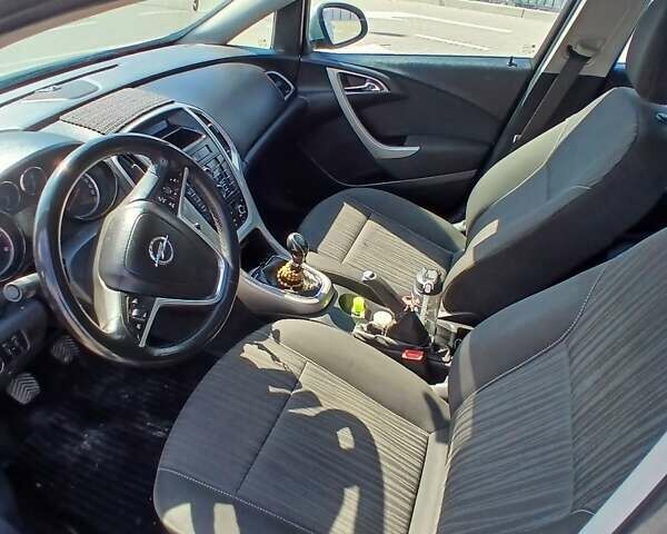 Опель Астра 2010 у Тернополі на Automoto.ua Сірий Опель Астра, об'ємом двигуна 1.69 л та пробігом 279 тис. км за 6999 $, фото 18 на Automoto.ua