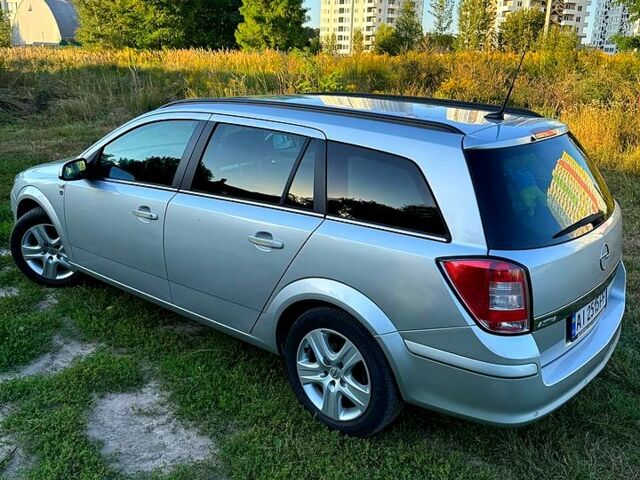 Серый Опель Астра, объемом двигателя 1.7 л и пробегом 0 тыс. км за 6500 $, фото 8 на Automoto.ua