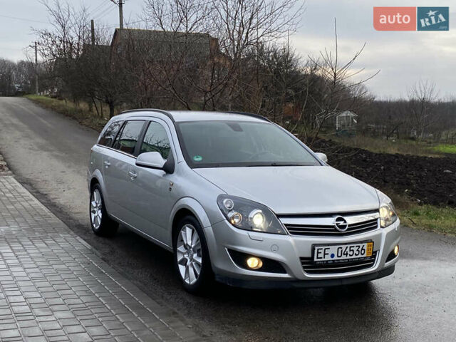 Серый Опель Астра, объемом двигателя 1.6 л и пробегом 160 тыс. км за 6500 $, фото 58 на Automoto.ua