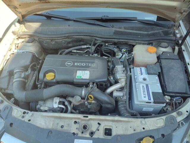 Серый Опель Астра, объемом двигателя 1.7 л и пробегом 234 тыс. км за 7544 $, фото 4 на Automoto.ua