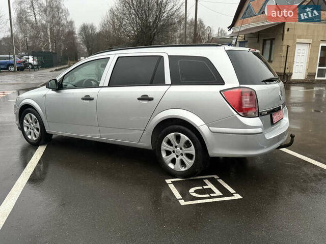 Серый Опель Астра, объемом двигателя 1.6 л и пробегом 231 тыс. км за 5699 $, фото 4 на Automoto.ua