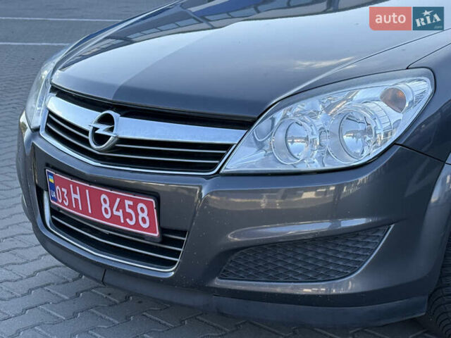 Сірий Опель Астра, об'ємом двигуна 1.6 л та пробігом 203 тис. км за 4999 $, фото 15 на Automoto.ua