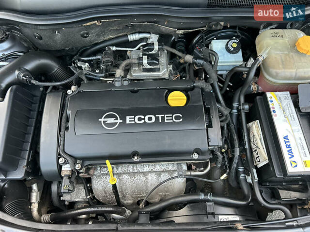 Опель Астра 2010 в Полтаве на Automoto.ua Серый Опель Астра, объемом двигателя 1.6 л и пробегом 143 тыс. км за 6500 $, фото 72 на Automoto.ua