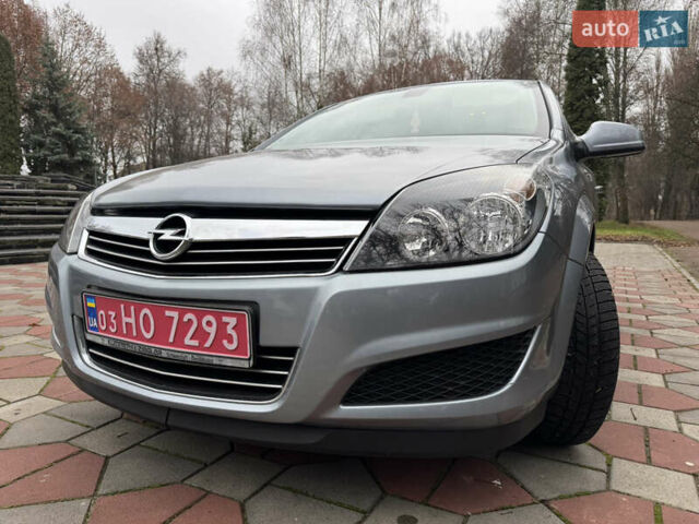 Серый Опель Астра, объемом двигателя 1.6 л и пробегом 209 тыс. км за 6400 $, фото 51 на Automoto.ua