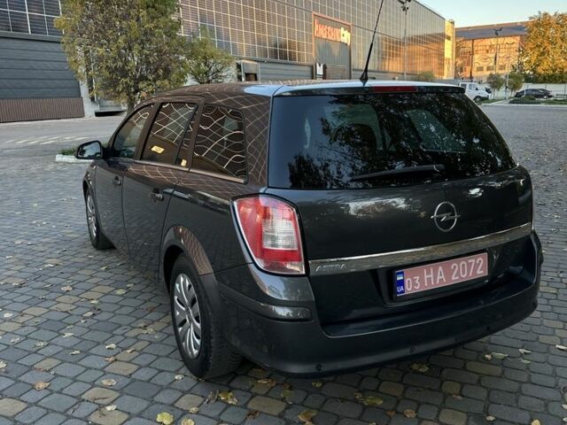 Опель Астра 2010 у Луцьку на Automoto.ua Сірий Опель Астра, об'ємом двигуна 1.6 л та пробігом 172 тис. км за 5900 $, фото 3 на Automoto.ua
