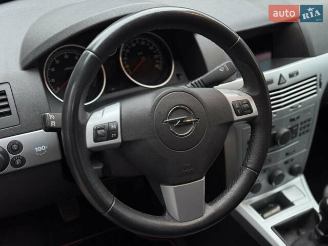 Сірий Опель Астра, об'ємом двигуна 1.6 л та пробігом 215 тис. км за 5750 $, фото 15 на Automoto.ua