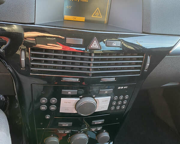 Серый Опель Астра, объемом двигателя 1.6 л и пробегом 232 тыс. км за 5600 $, фото 16 на Automoto.ua