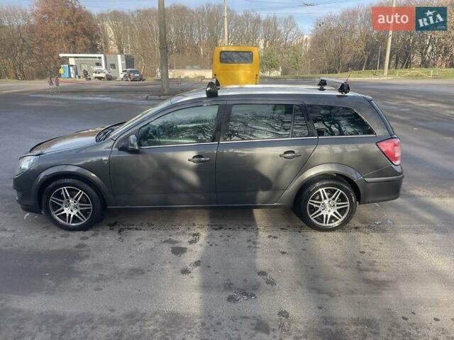 Серый Опель Астра, объемом двигателя 1.6 л и пробегом 263 тыс. км за 5700 $, фото 2 на Automoto.ua