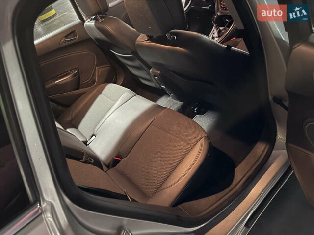 Серый Опель Астра, объемом двигателя 1.4 л и пробегом 243 тыс. км за 7800 $, фото 10 на Automoto.ua