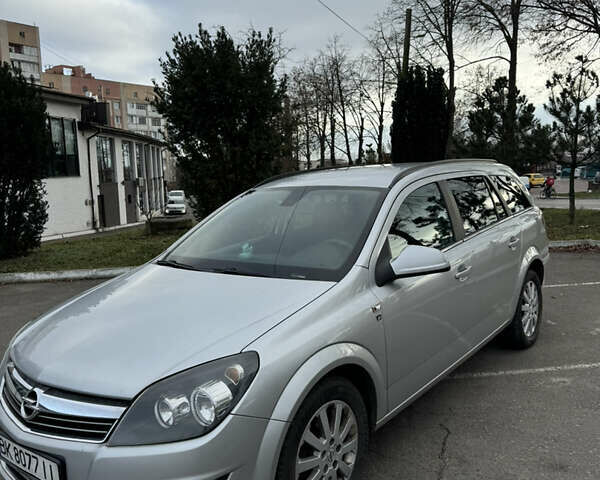 Серый Опель Астра, объемом двигателя 1.69 л и пробегом 320 тыс. км за 5800 $, фото 6 на Automoto.ua