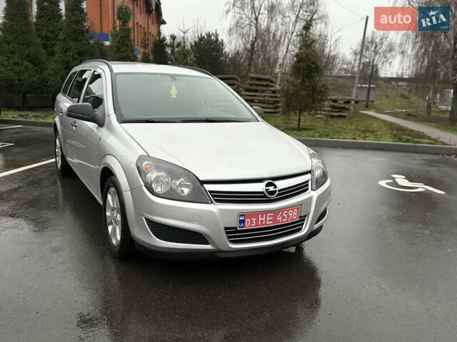 Серый Опель Астра, объемом двигателя 1.6 л и пробегом 231 тыс. км за 5699 $, фото 27 на Automoto.ua
