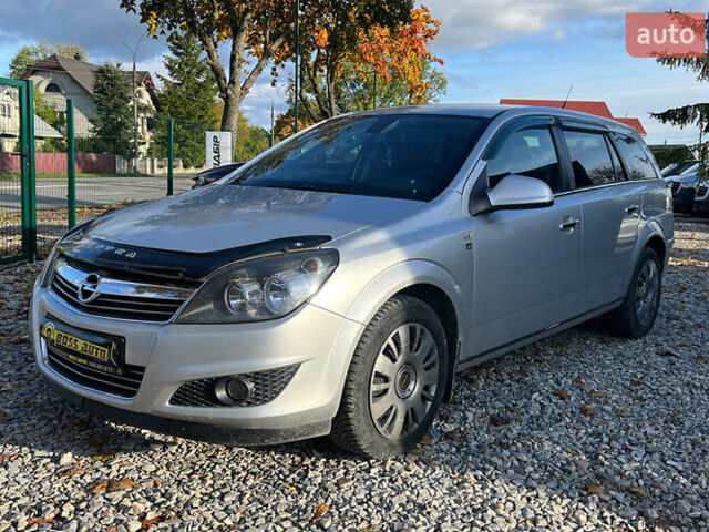 Серый Опель Астра, объемом двигателя 1.69 л и пробегом 260 тыс. км за 5300 $, фото 3 на Automoto.ua