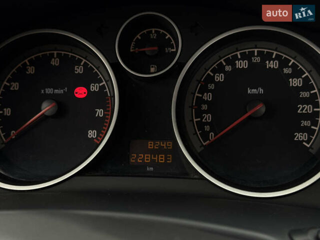 Опель Астра 2010 в Дубно на Automoto.ua Серый Опель Астра, объемом двигателя 1.6 л и пробегом 229 тыс. км за 5100 $, фото 27 на Automoto.ua